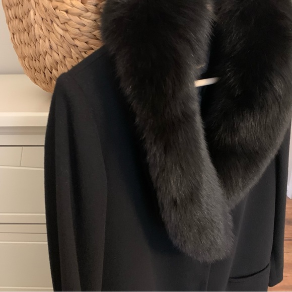 Caruana Wool Coat with Fox Fur Collar, Fabric by Loro Piana Mid Length Size 12 - Picture 3 of 15